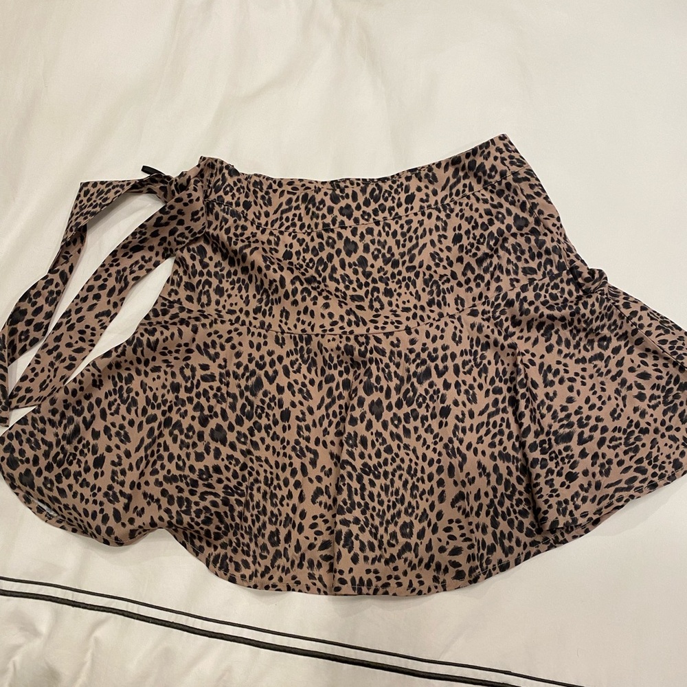 Women’s skater leopard print skirt S